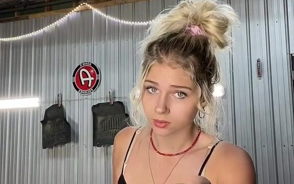 Lindsay Bercosky Leaked Of Onlyfans – Shower Body Very Lewd
